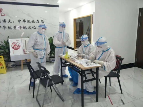 猛追灣街道織密餐飲防疫網(wǎng)，有序組織從業(yè)人員核酸檢測